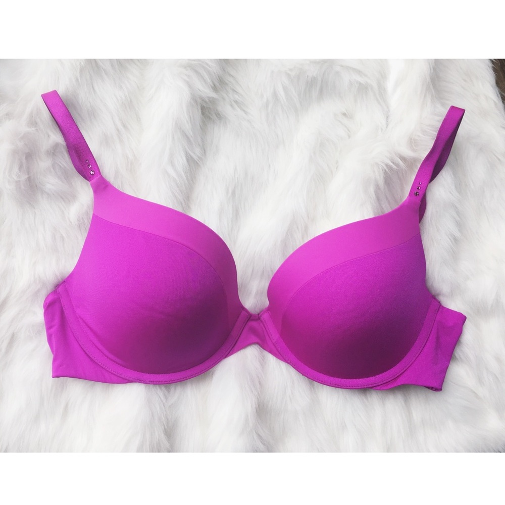 Victoria’s Secret Biofit Demi Bra